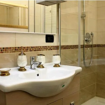 San Pietro Chic דירה